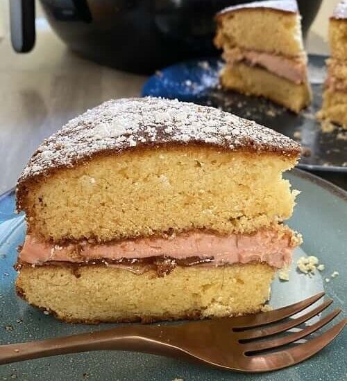 Air Fryer Victoria Sponge Cake