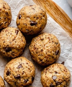 5-Minute Protein Peanut Butter Energy Bites