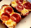 Pizza grillée à l’ail à la friteuse à air
